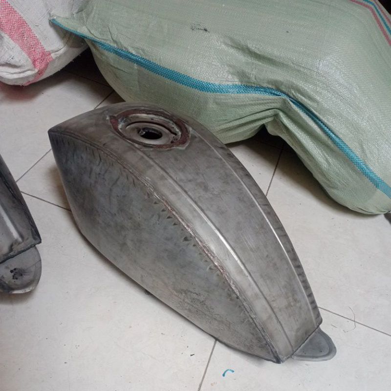 Tangki Custom Indian Bobber Japstyle