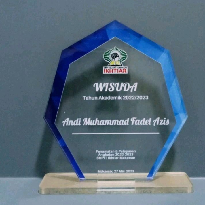 VARIASI TERBANYAK Plakat Wisuda Kado Wisuda Standee Foto Happy Graduation Souvenir Plakat Wisuda