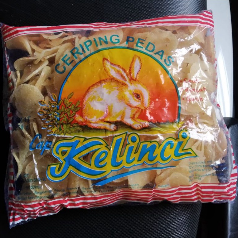 

Kode KGM845 Kerupuk Ceriping Pedas Cap Kelinci 25 Gram