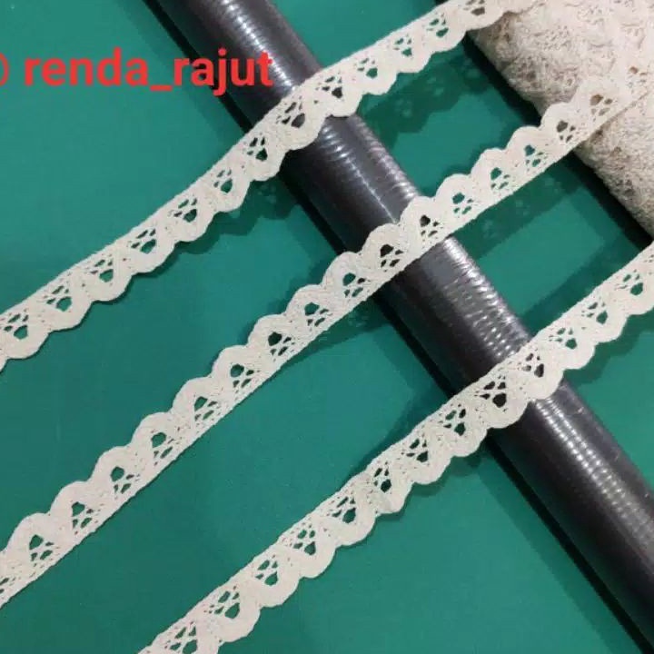 RENDA RAJUT LEBAR 15CM PERGULUNG ISI 2YARD