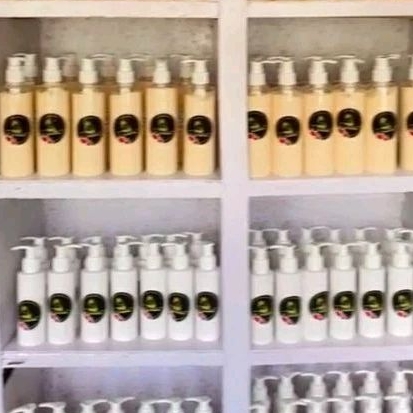 HB PEMUTIH MK GLOWING