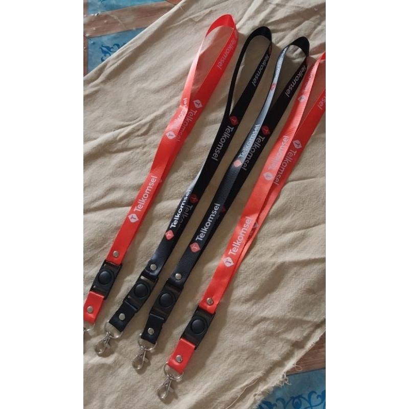 

Telkomsel Logo terbaru Lanyard/tali gantungan ID card-holder strup hp, plesdis,kamer