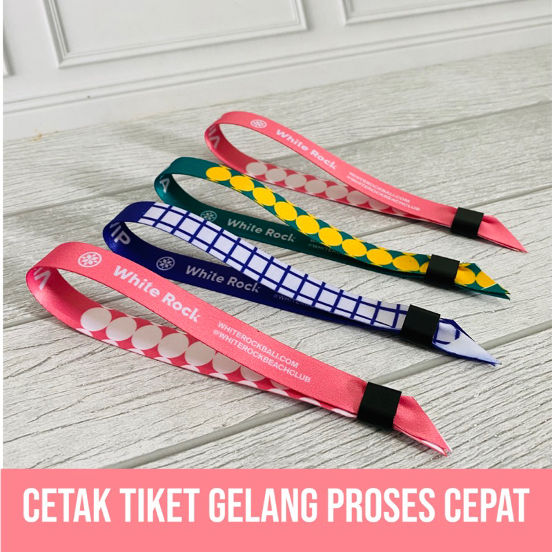 

CETAK TIKET GELANG COSTUM 2 SISI DIGITAL PRINT MURAH | KUALITAS MEWAH | PROSES CEPAT
