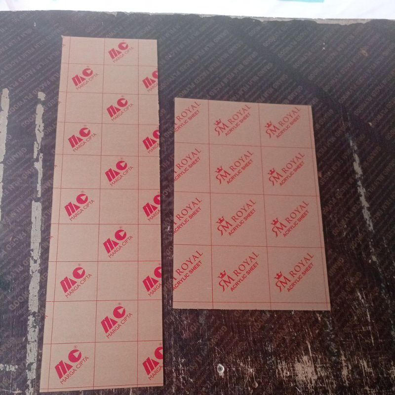 

Acrylic bening tebal 2mm ukuran 35x120cm / 120x35cm