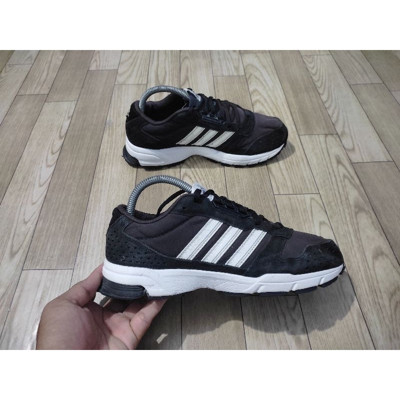 Sepatu Second original Adidas running