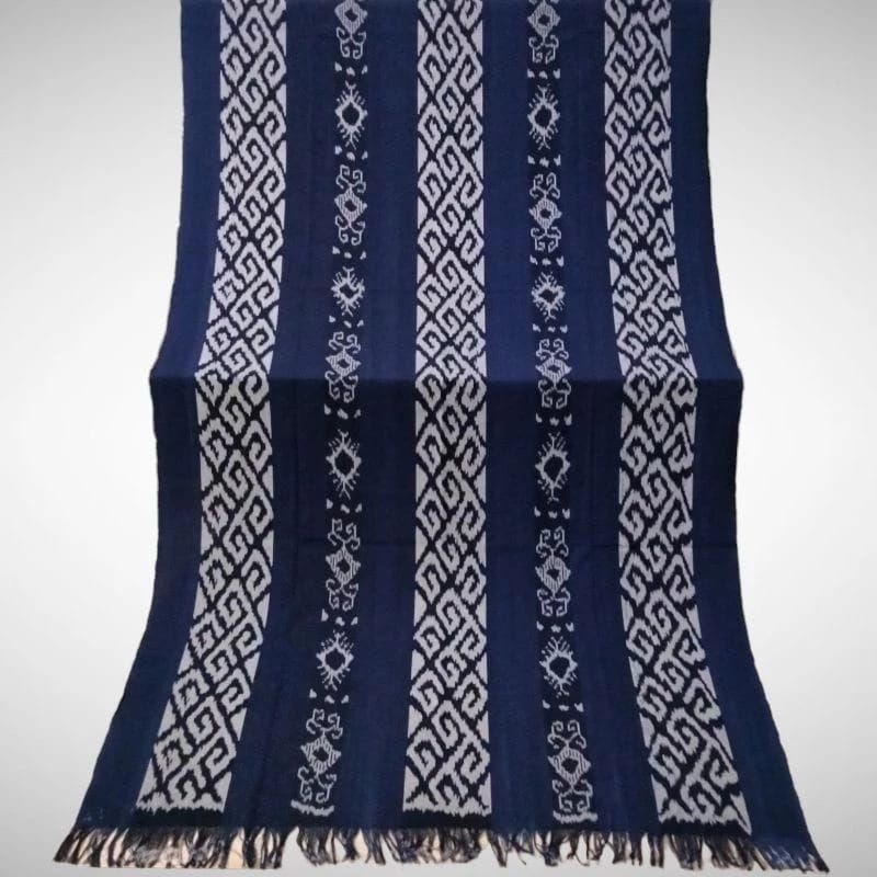 Kain tenun/Kain tenun ikat/Kain tenun blanket/Kain tenun tradisional