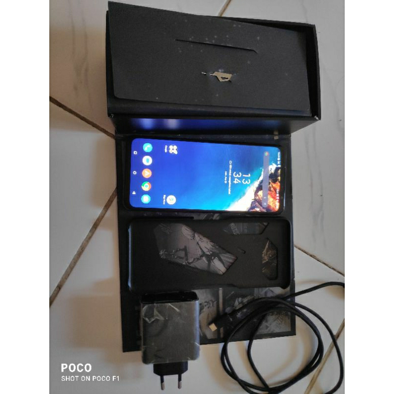 rog phone 5 12/256gb