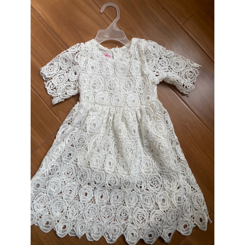 dress bayi brukat lengan pendek warna putih