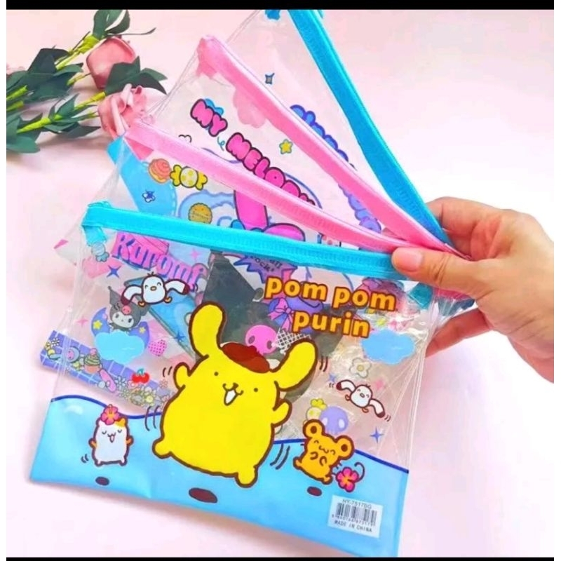 

TEMPAT PENCIL SANRIO POUCH TRANPARAN KARAKTER SANRIO SERBAGUNA KUROMI MELODY POMPOPURIN CINNAMOROLL