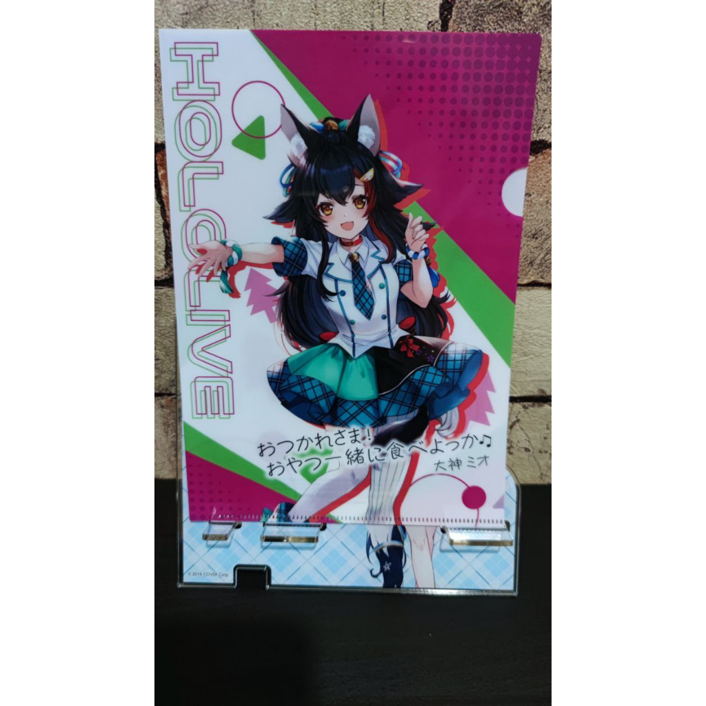 

Clear File A4 hololive x Lawson Collab - Ookami Mio
