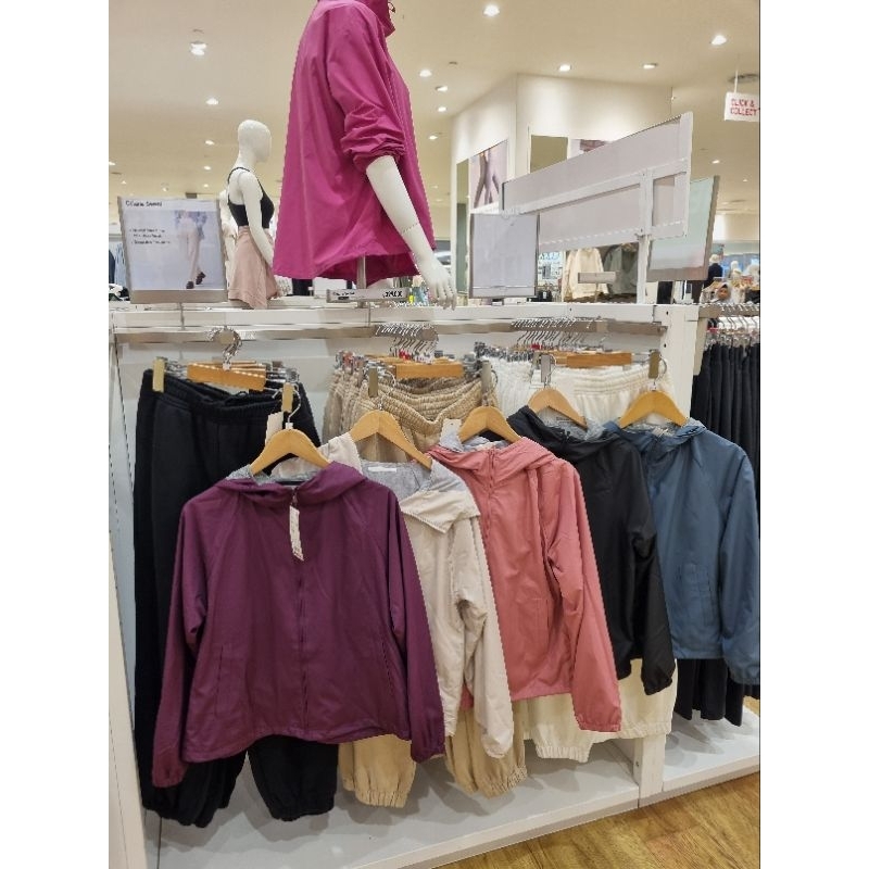 Uniqlo Jaket Parka Lapis Jersey Sale