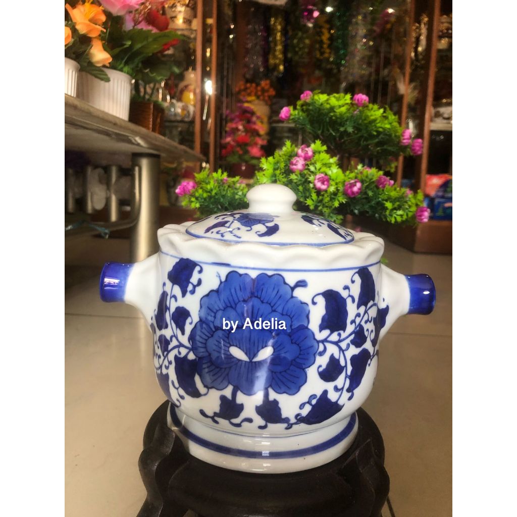 Toples Bunga Biru Putih