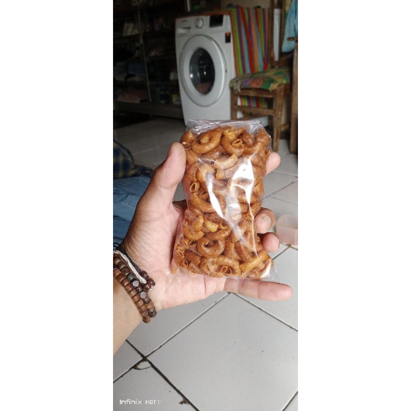 

makaroni bantat kriuk