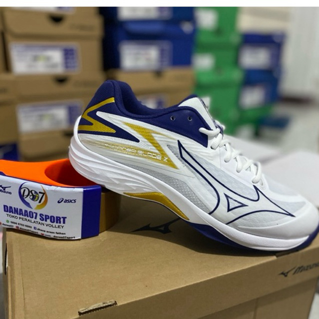 Promo Sepatu Voli Mizuno Thunderblade z Low original