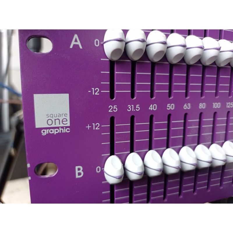 EQ KLARK TEKNIK SQ1G Square One Graphic bekas second