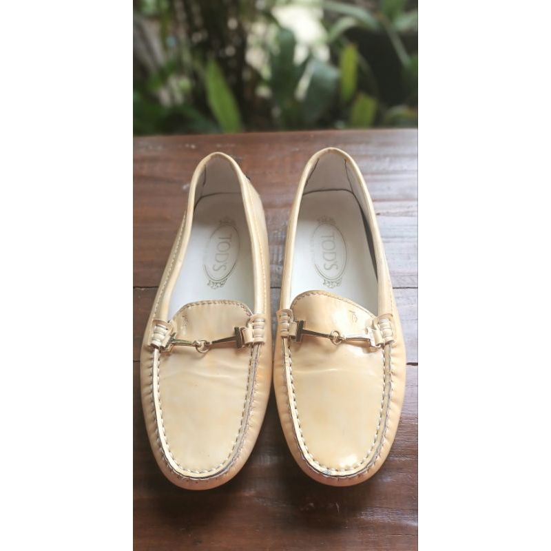 Preloved Sepatu Tod's Org