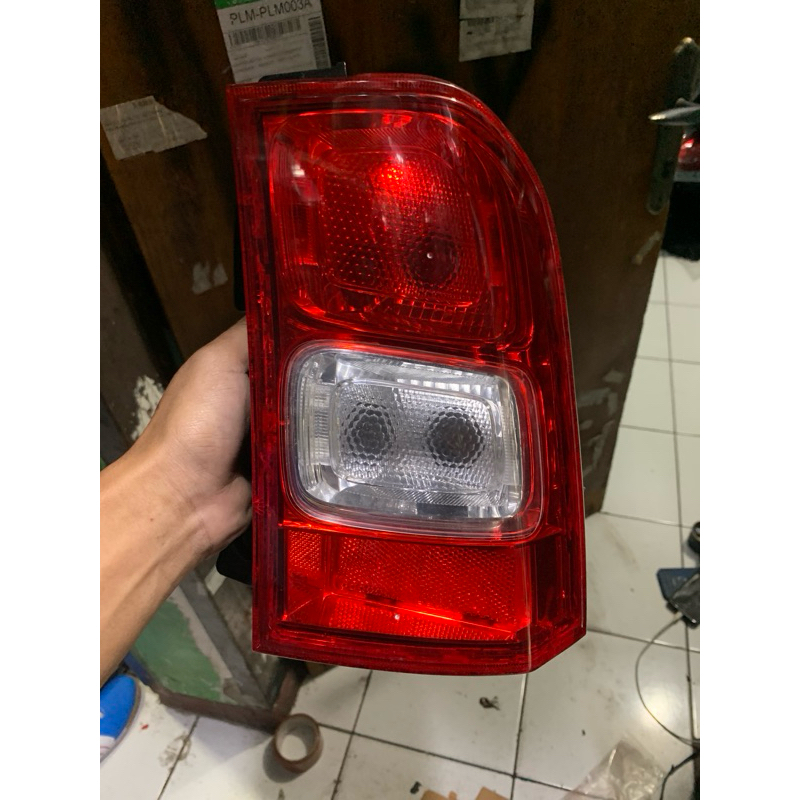 stoplamp suzuki ignis
