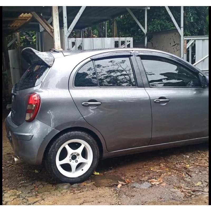 Spoiler spoon Nissan march