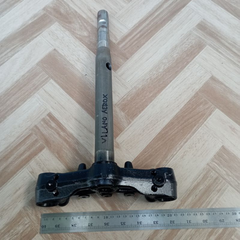 SEGITIGA SHOCKBREAKER DEPAN YAMAHA AEROX LAMA