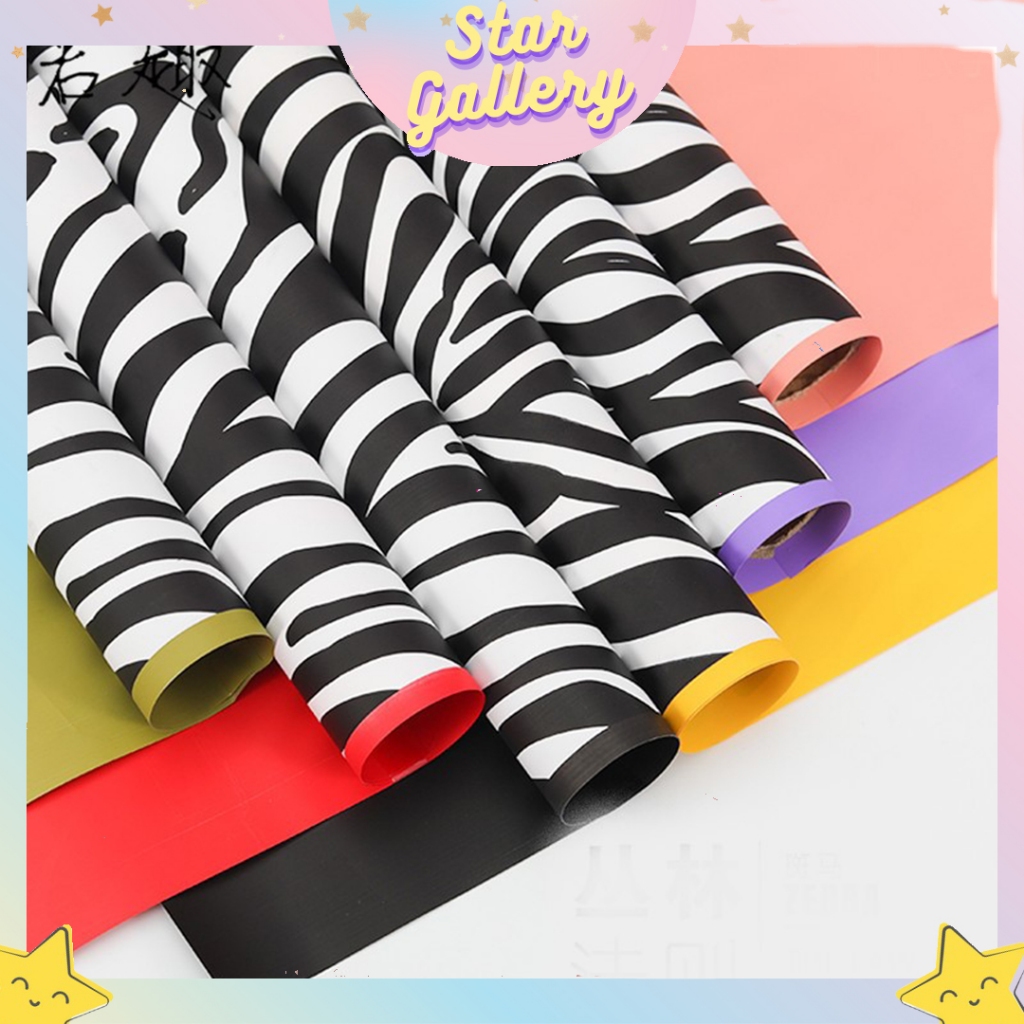 

Kertas Bunga Buket Cellophane Flower Wrapping Paper Kertas Bucket Bunga Motif Zebra kb6101