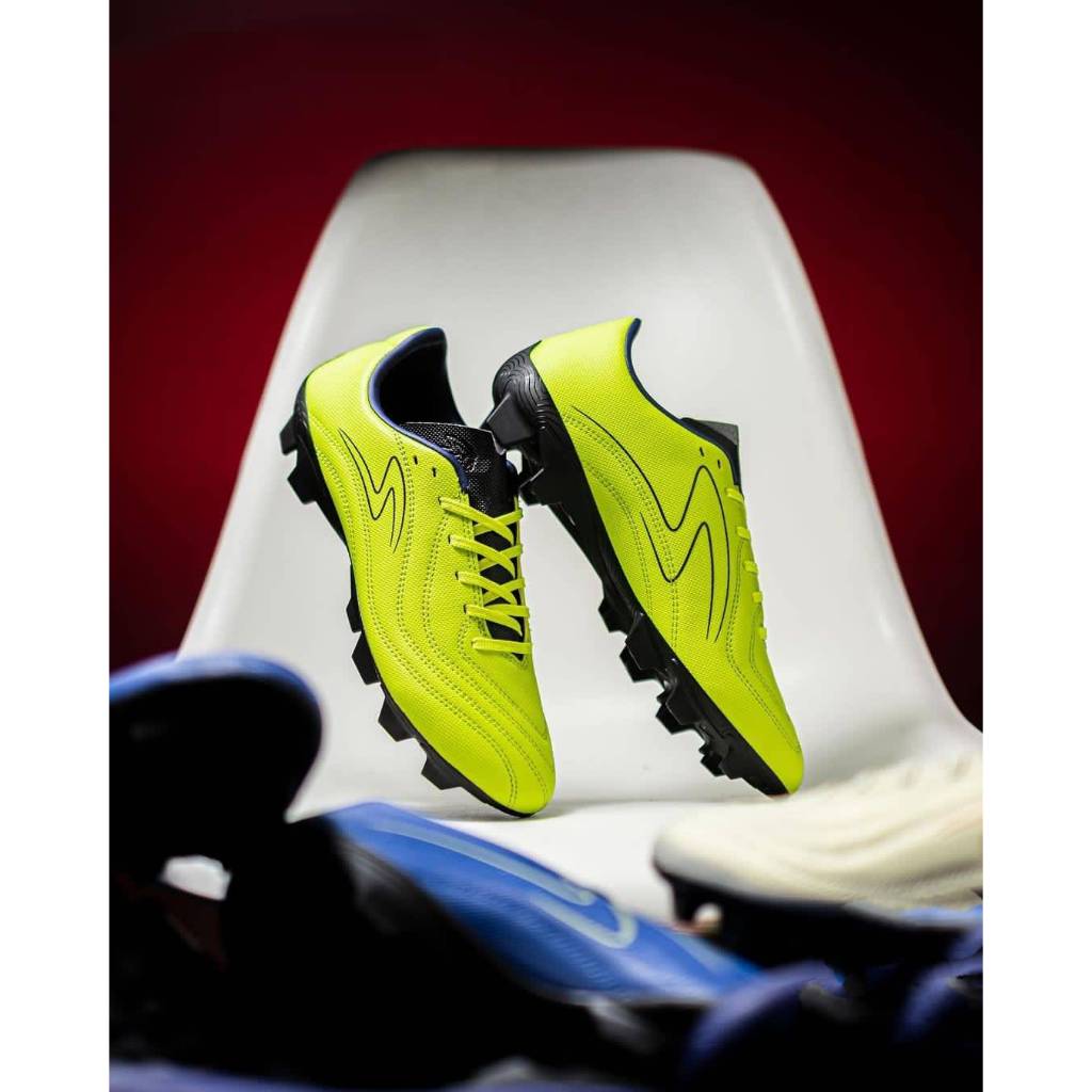 specs gravity wattlesplash black sepatu bola original specs