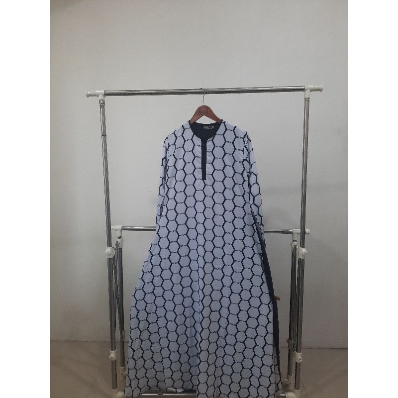Batara dress