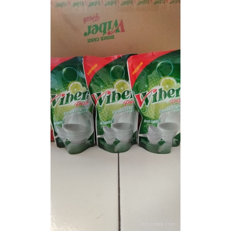 10.000 3pcs sabun cuci piring Wiber POUCH 250ML