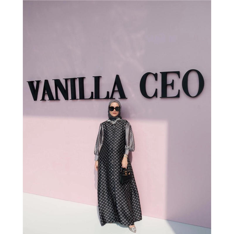 GORGEOUS DRESS VANILLA HIJAB SIZE M