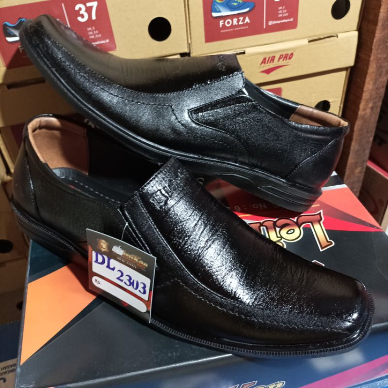 sepatu pantofel lancip pria Leiniker original kulit asli
