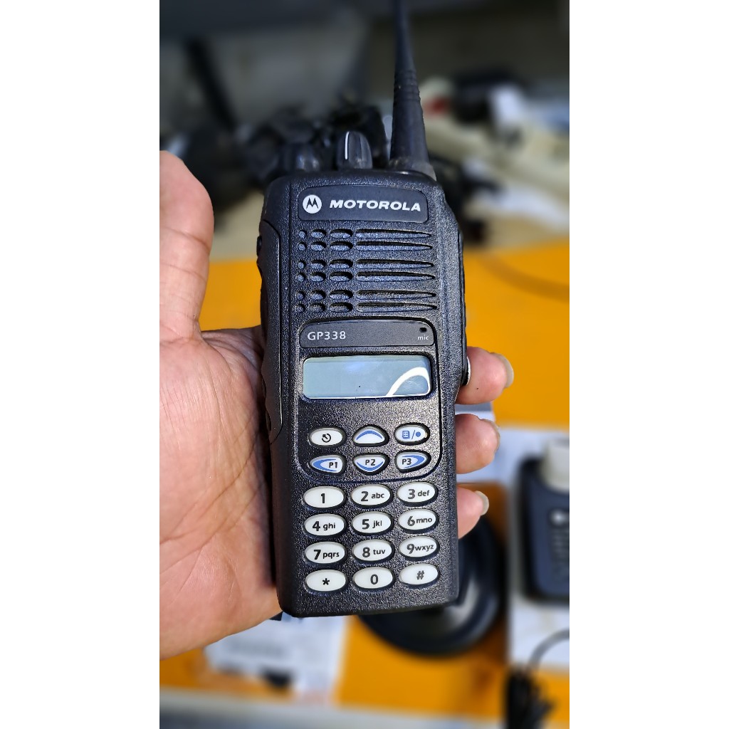Ht Motorola Gp338 Uhf 403Mhz sd 470 Mhz Bekas Mulus Normal Motorola Gp 338 Stok banyak Motorola GP33