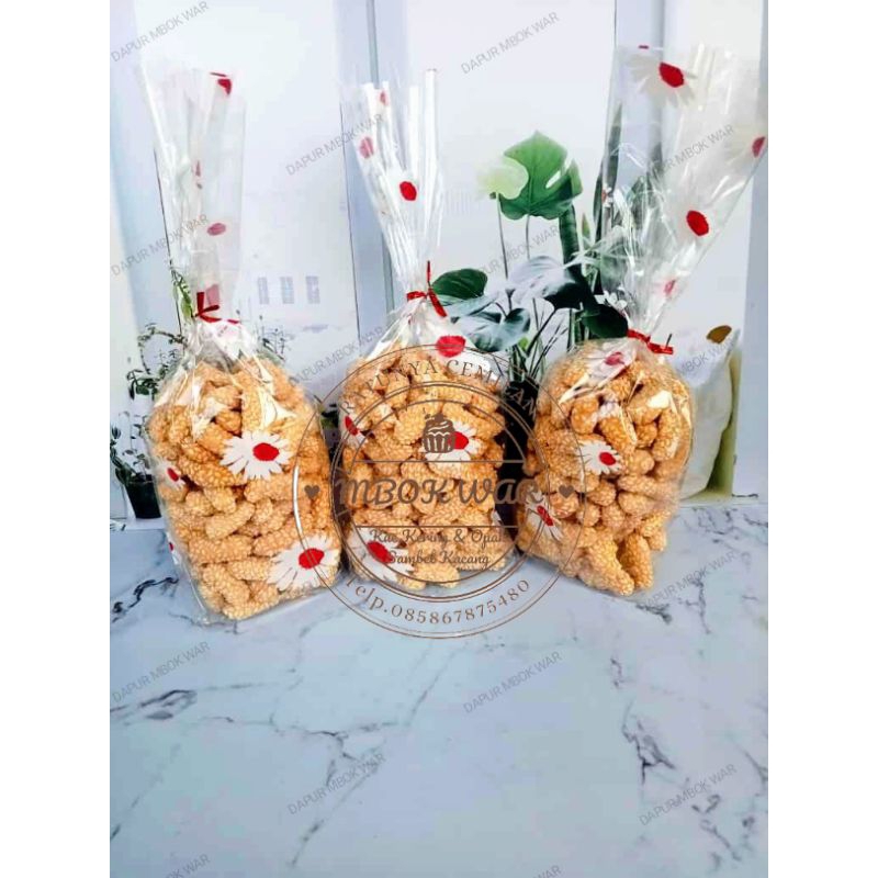 

Keciput Kering Keciput Gemoy Cemilan Kue Kering Kue Tradisional Cemilan Manis Makanan Ringan