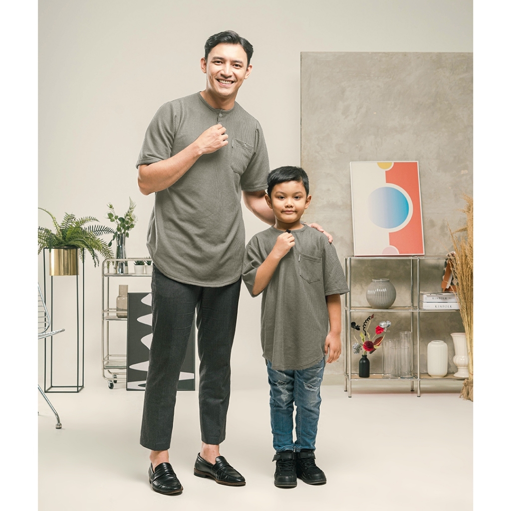 KHOIRUMMAH Koko Kurta Uwais | Baju Muslim Kasual | Koko Polos | Kurta Pria Lengan Pendek | Mocca