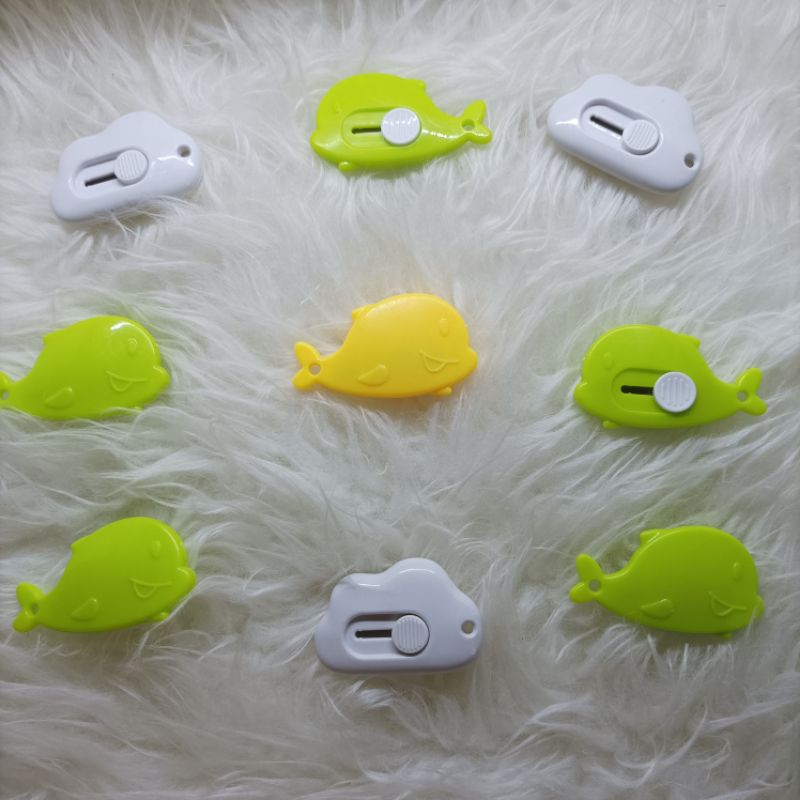 

pisau carter mini model dolphin dan awan - carter buka paket - carter kecil