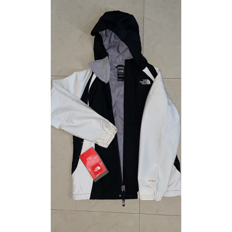 jaket tnf hyvent bnwt ori