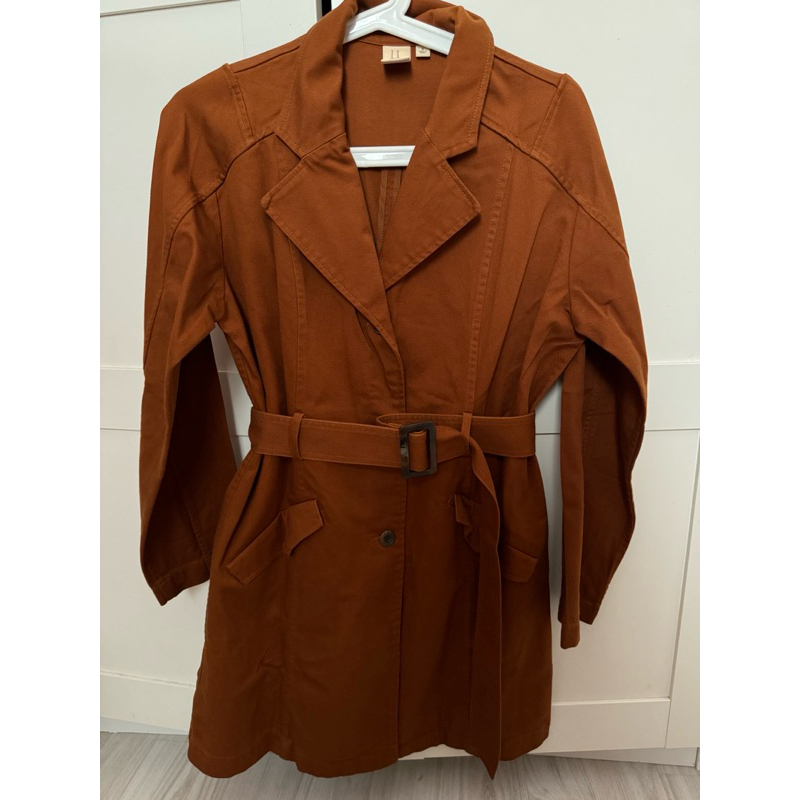 Preloved Uniqlo x Hana Tajima Coat Mantel Brown