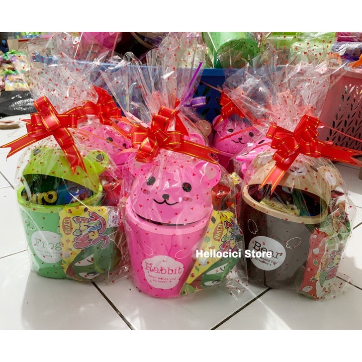 

Ready Stok PARCEL KOTAK SAMPAH BINGKISAN SNACK KEMASAN ULANG TAHUN