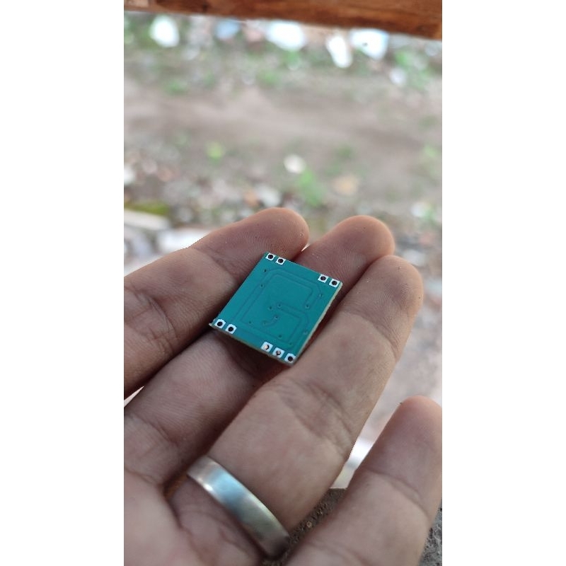 PAM 8403