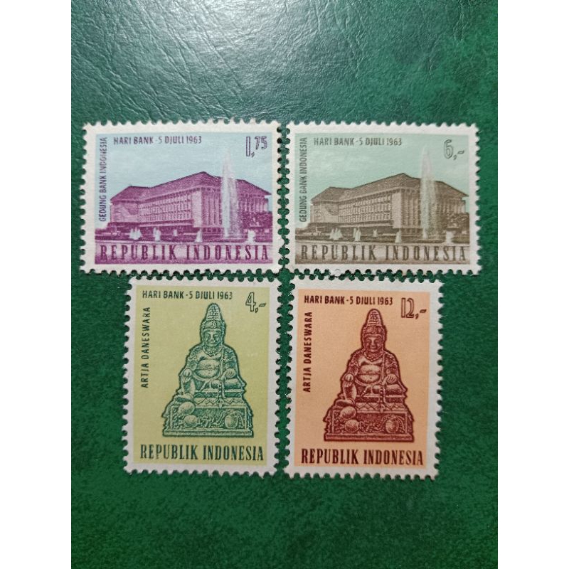 

Prangko Indonesia Hari Bank 4 Pcs Tahun 1963 UN USED