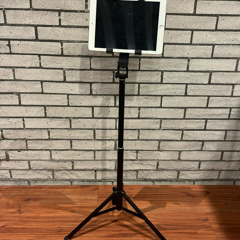 Tripod untuk Tablet ipad holder