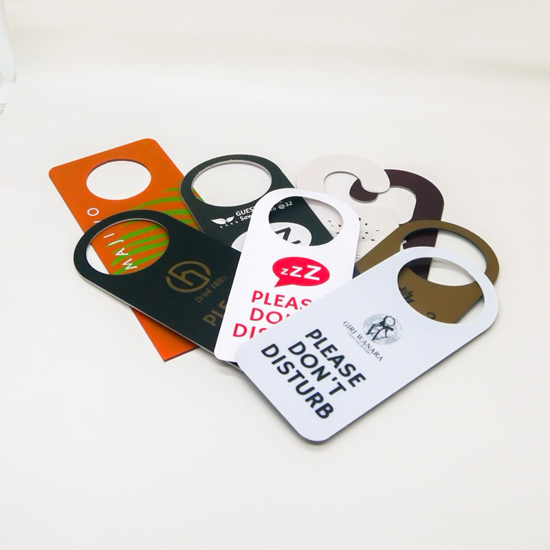 

CUSTOM DOOR TAG DnD MAKEUP ROOM PRINT