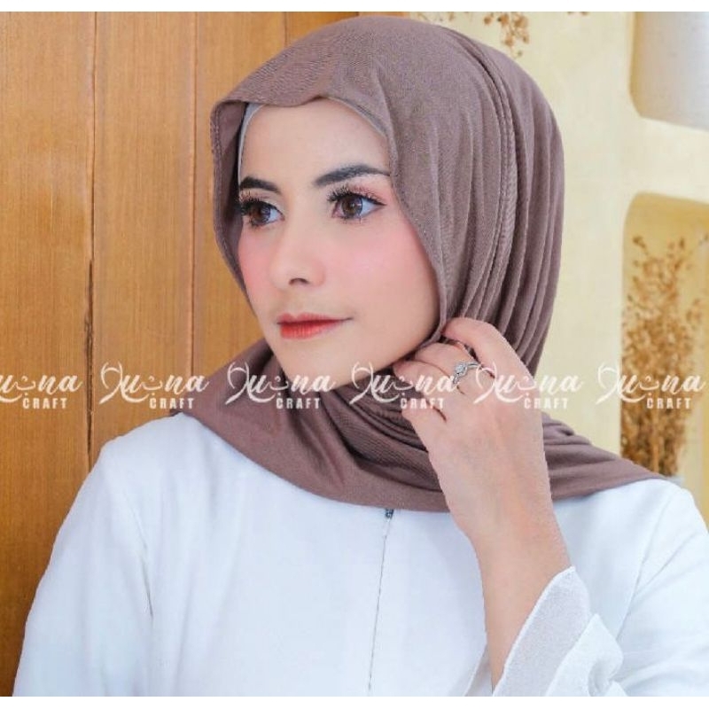 Hijab Pasmina Kaos / pasmina mleyot By Lubna Craft