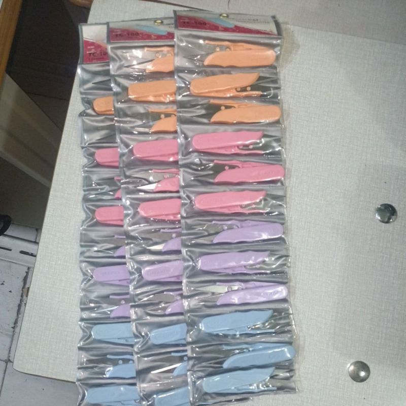 

1 lusin gunting benang merk WAYKEN TC 100