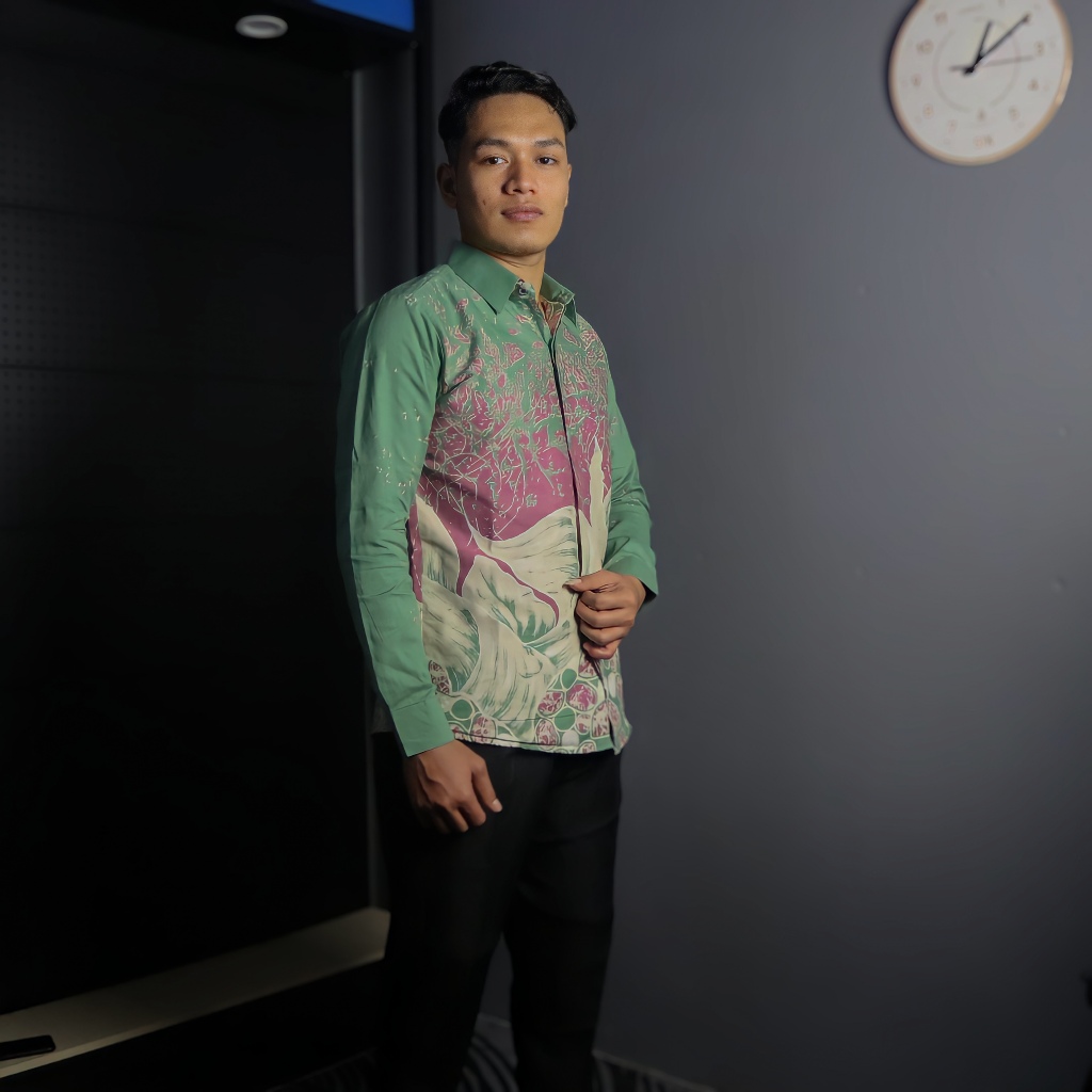 Batik Layana Motif Prabujaya Hijau Wardah Lilac Tua Slimfit Premium