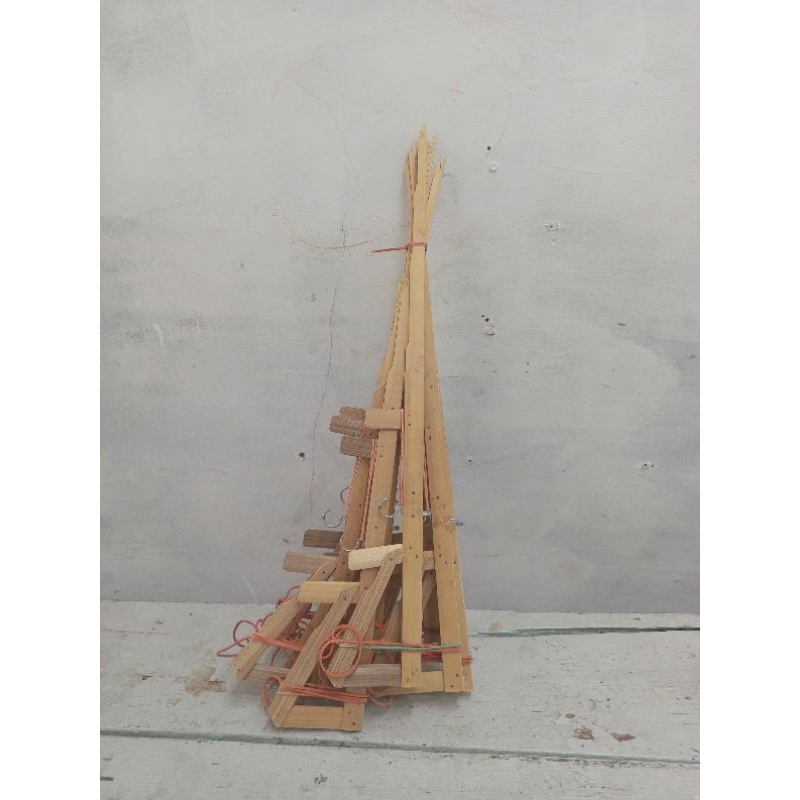 mainan tradisional tembakan peluru karet gelang