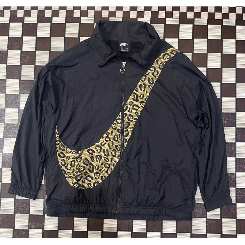 Nama WB NIKE LEOPARD JAKET TIPIS / SECOND ORIGINAL