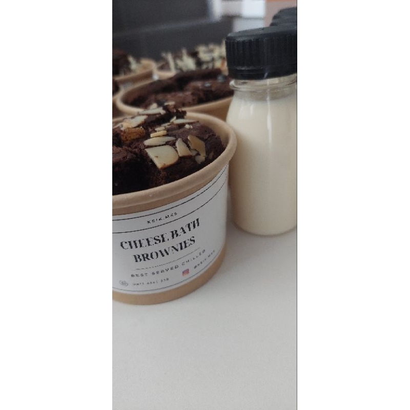 

CHEESE BATH BROWNIES