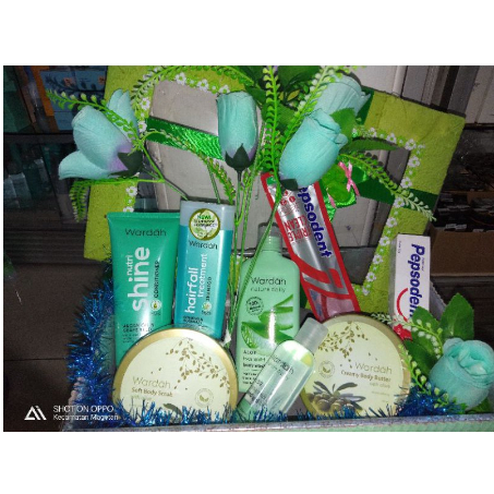 Wardah paket seserahan alat mandi free box/PARCEL MANIA MAGELANG