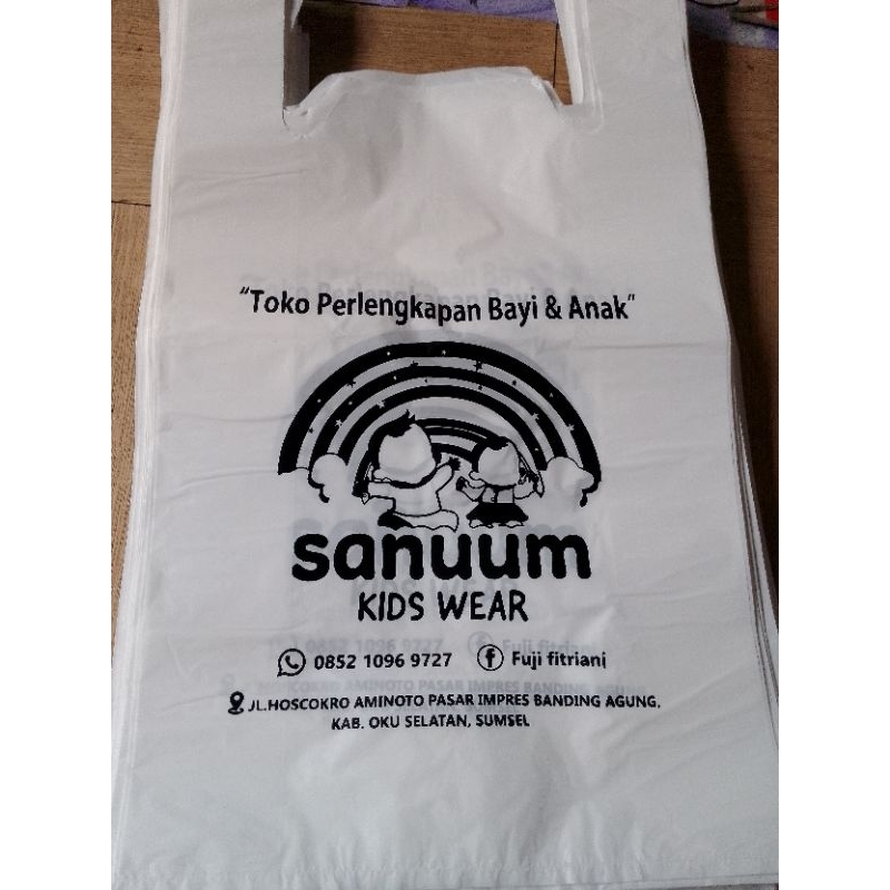 

plastik sablon pesanan lareska