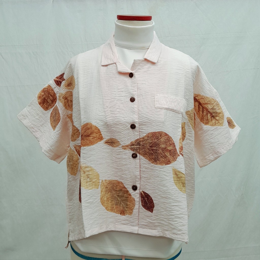 Woman Crop Blouse - Blus Crop Ecoprint Daun Jati - Soft Pink Secang