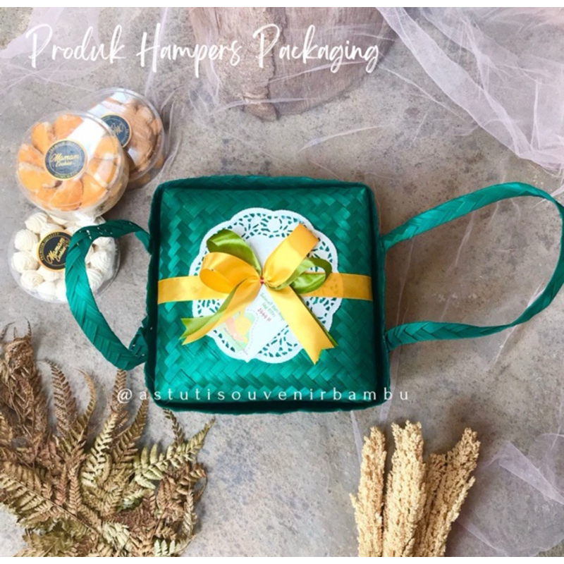 

HAMPERS LEBARAN 2025 BESEK JINJING 20cm FREE PITA DAN TAG LEBARAN / Besek Warna Pita Jinjing Spesial Idul Fitri